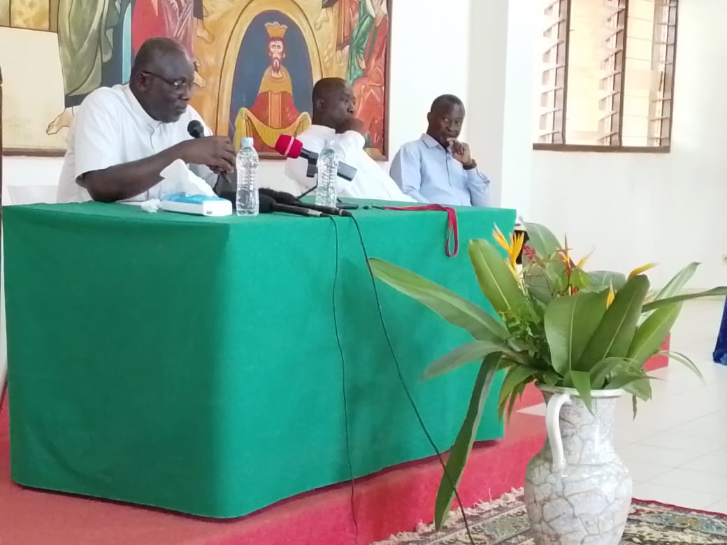 JUBILÉ D’OR SACERDOTAL DU RÉVÉREND PÈRE PIERRE ABLÉ DAGO